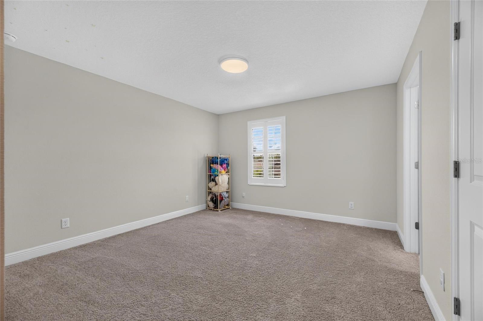9125 Warm Springs Cir Property Photo 32