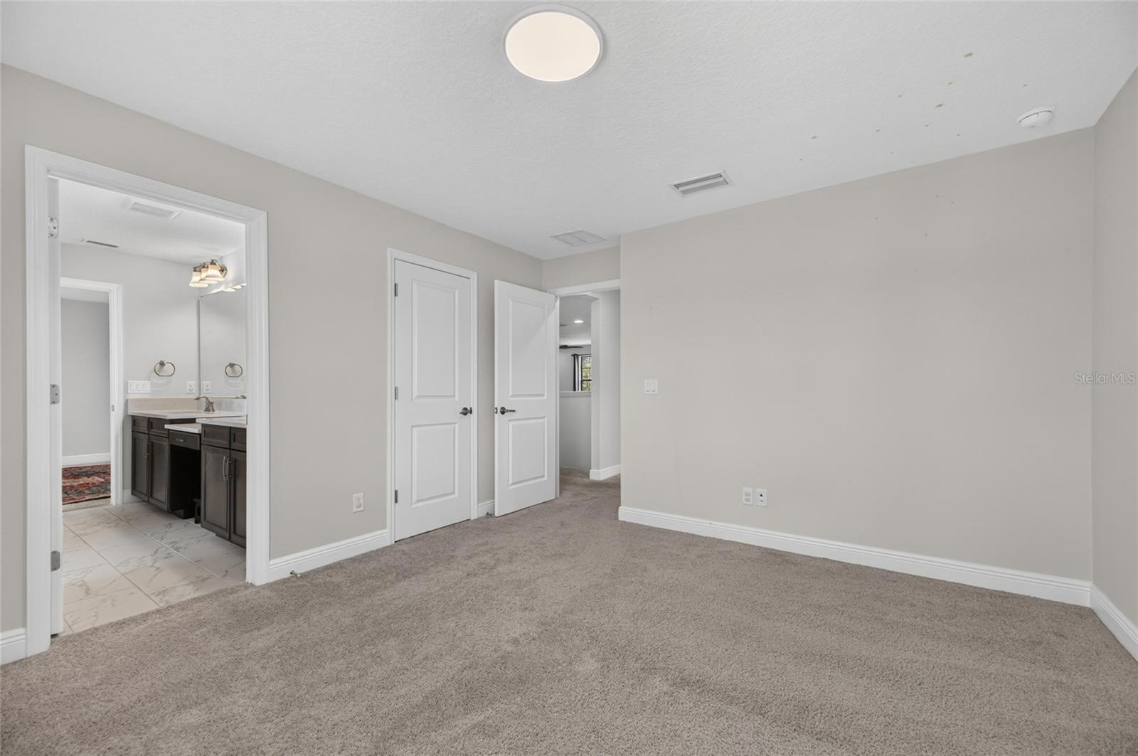 9125 Warm Springs Cir Property Photo 33