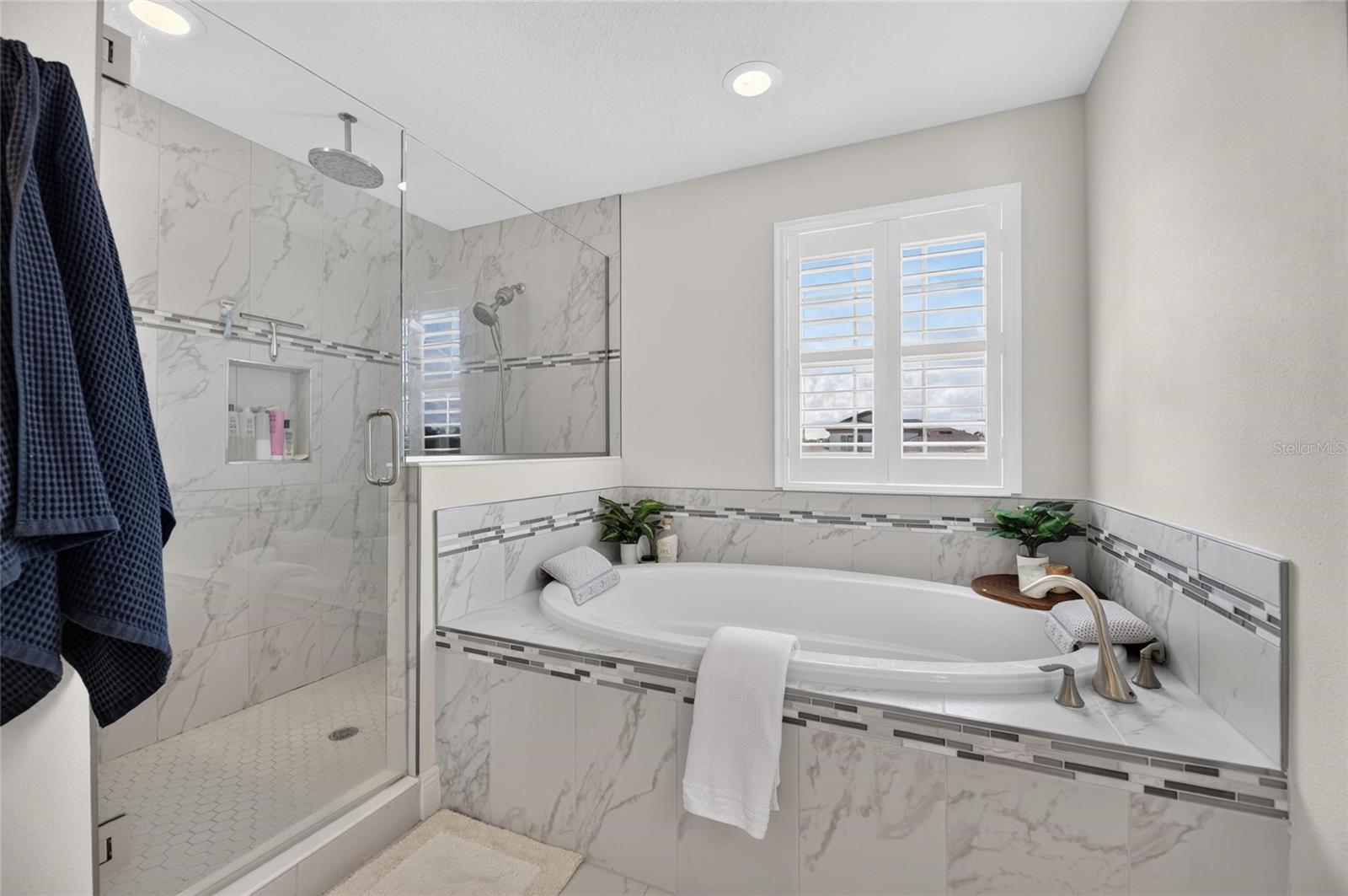 9125 Warm Springs Cir Property Photo 40