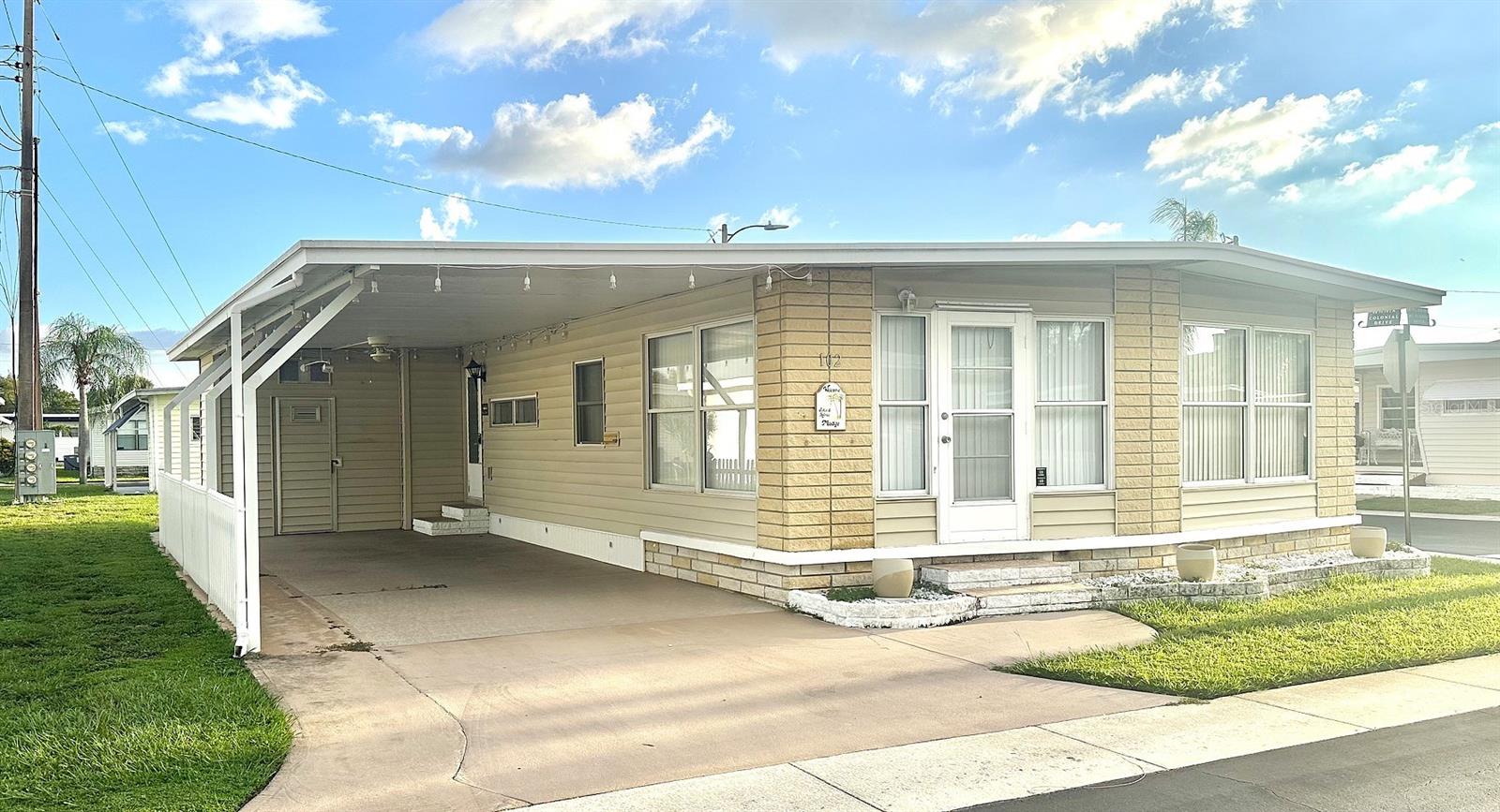 2000 E Bay Dr #102 Property Photo 18