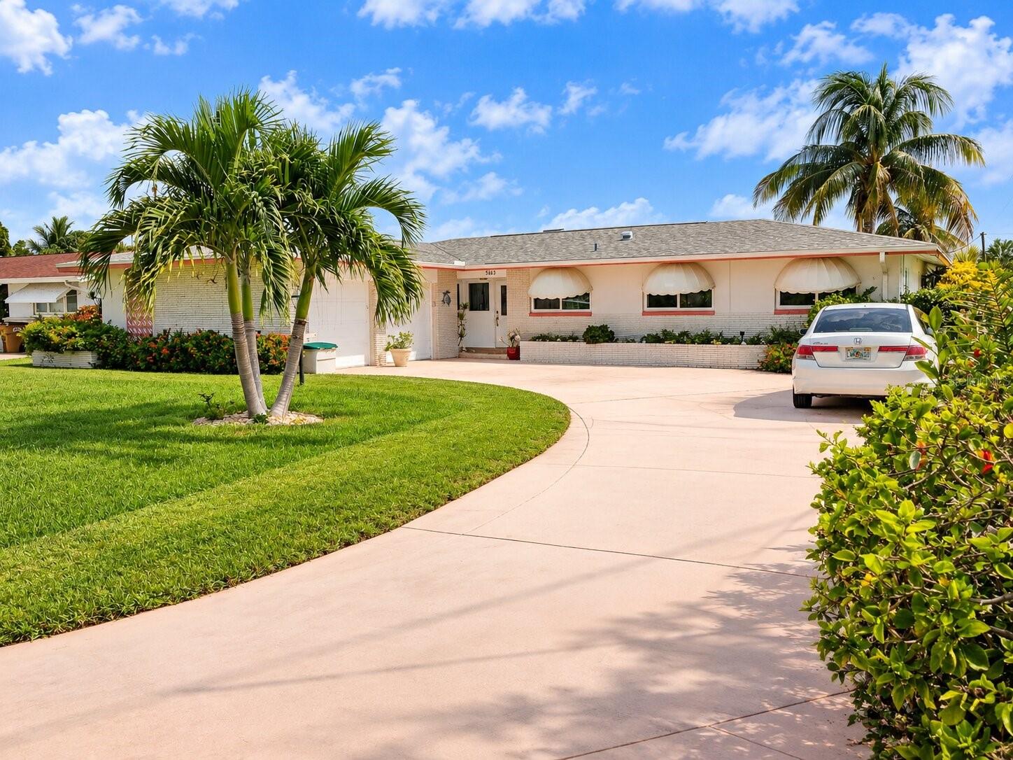 5163 SUNNYBROOK CT Property Photo 1