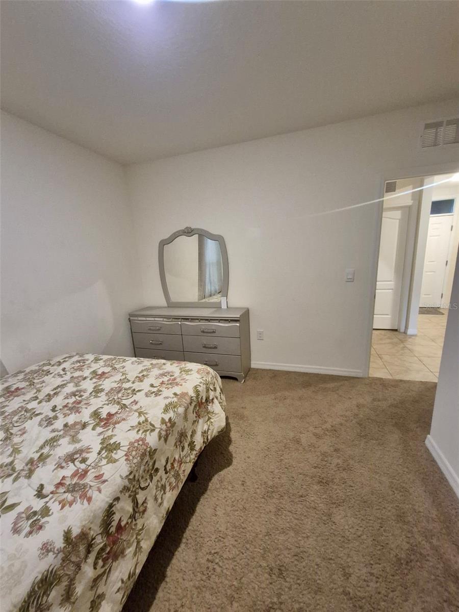 751 Grove St Property Photo 10