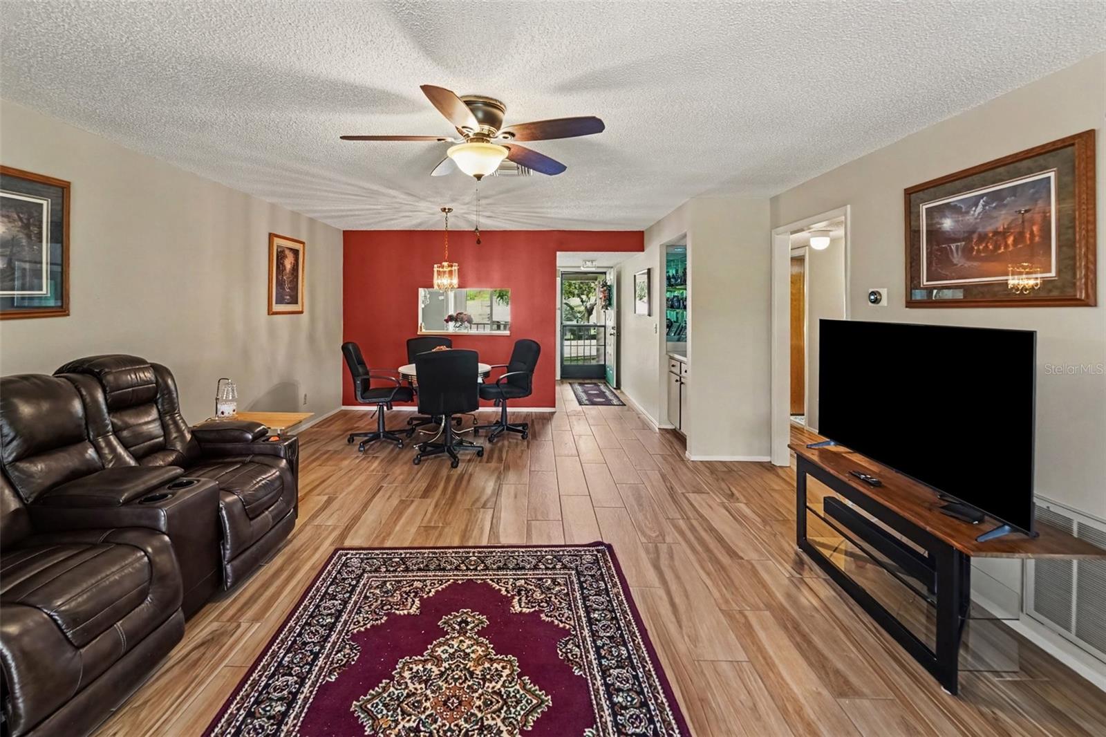 2525 Royal Pines Cir #26h Property Photo 6