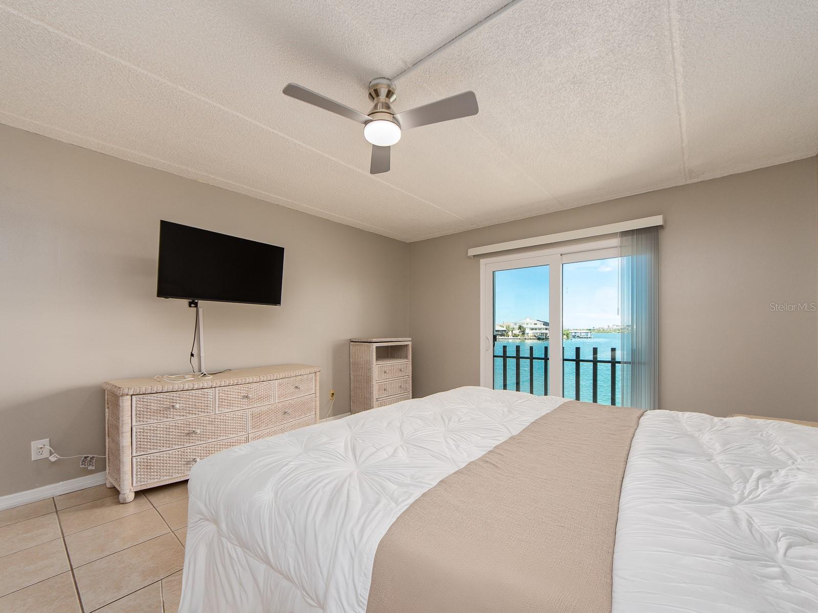 868 Bayway Blvd #208 Property Photo 19