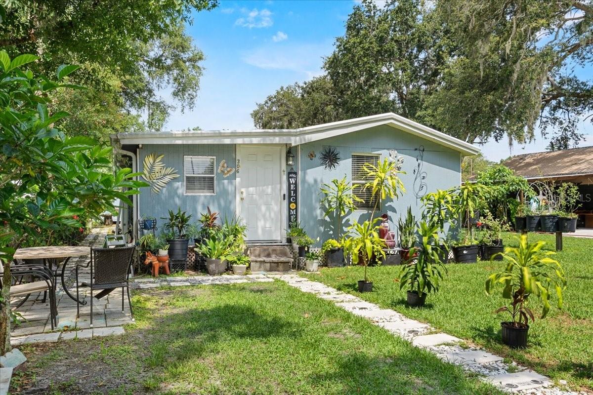 306 Avenue A Wahneta E Property Photo 1