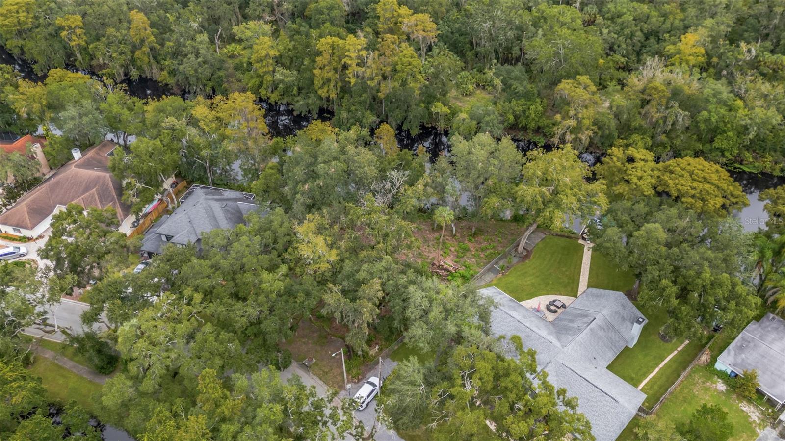 11731 Gail Dr Property Photo 3