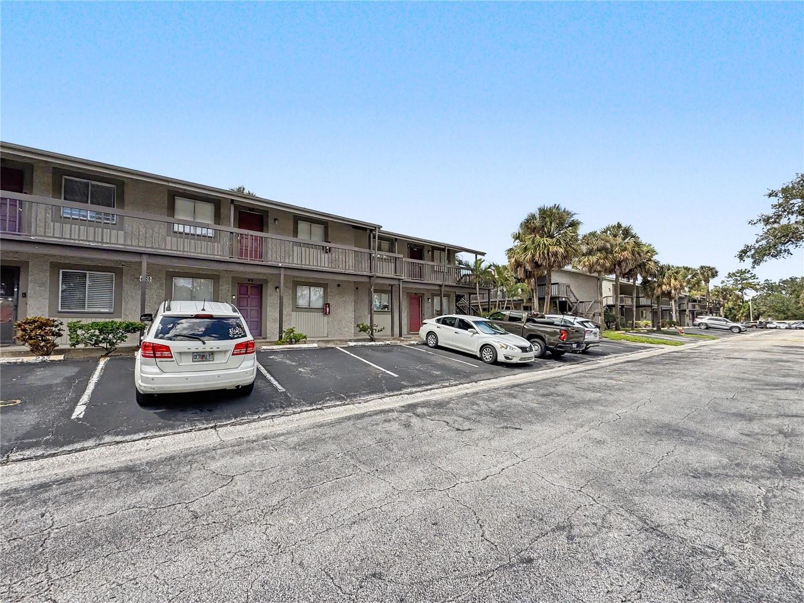 6328 Newtown Cir #b4 Property Photo 5