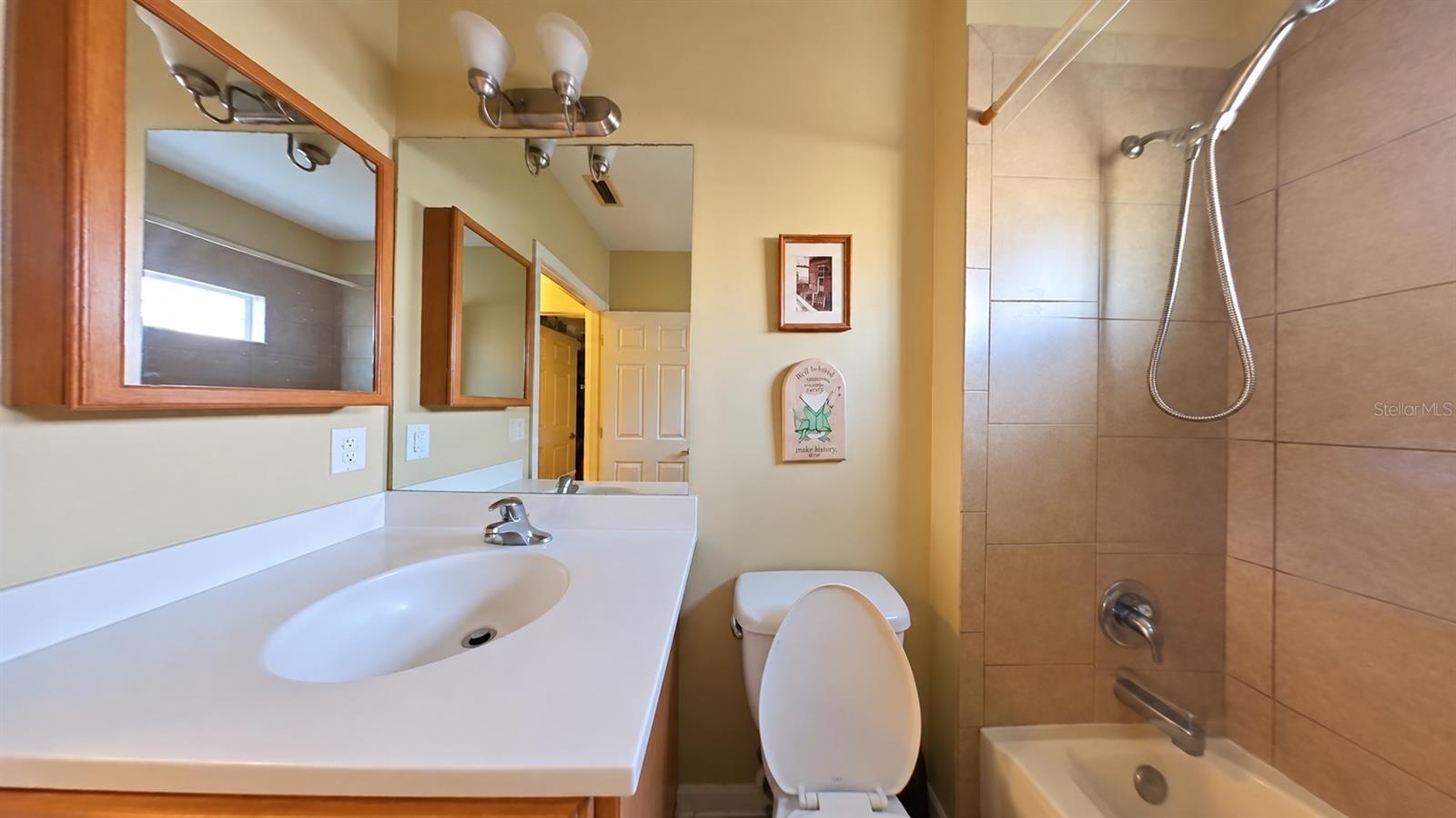 3413 13th St E Property Photo 28