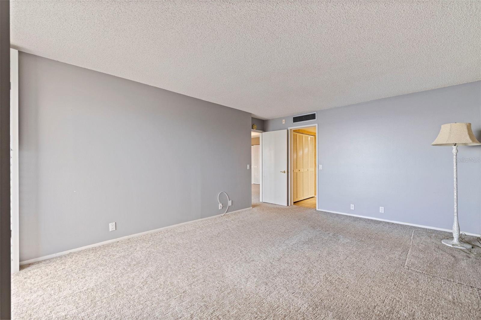 5700 Mariner St #802e Property Photo 20