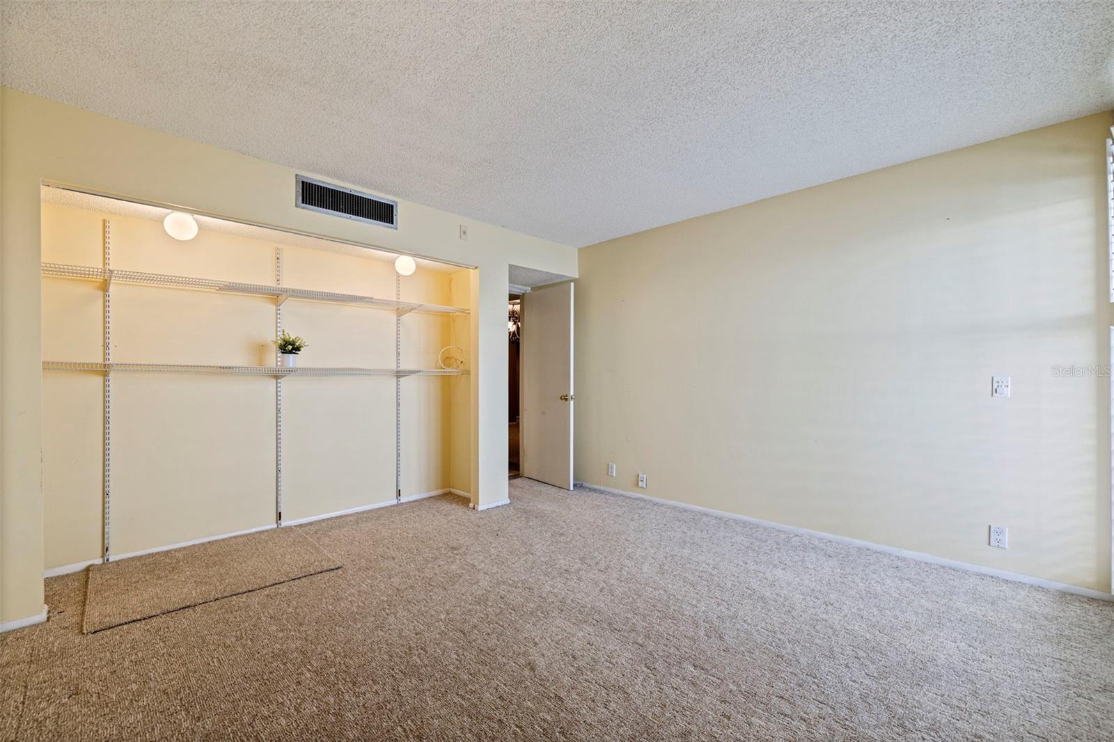 5700 Mariner St #802e Property Photo 32