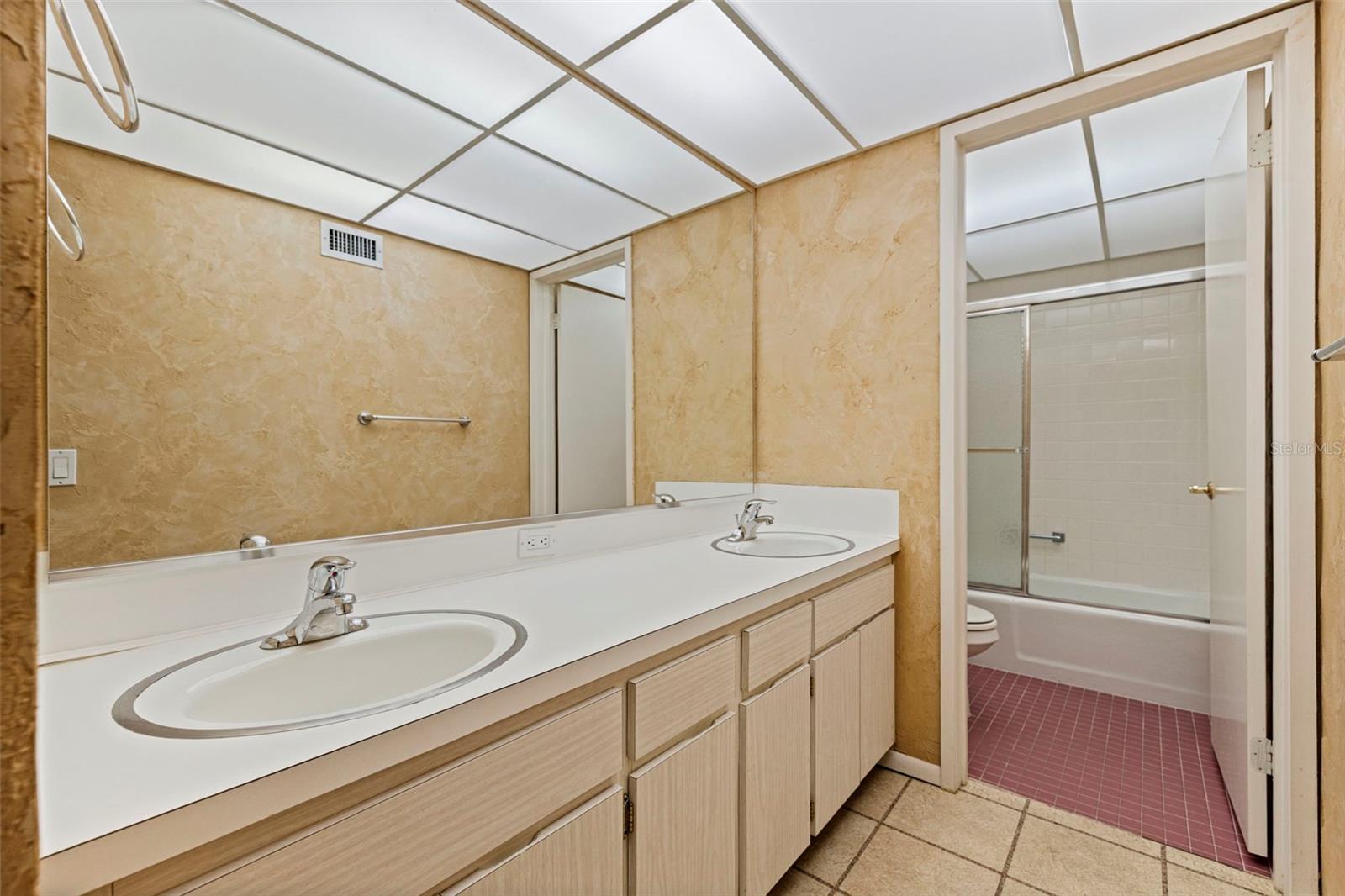 5700 Mariner St #802e Property Photo 33