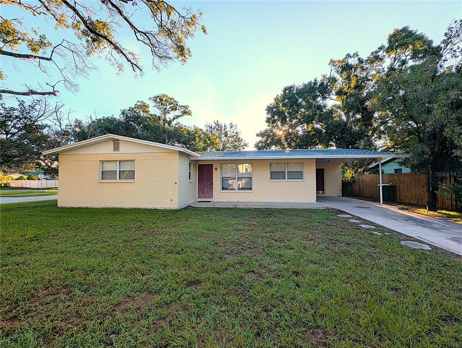 4502 S Trask St Property Photo 1