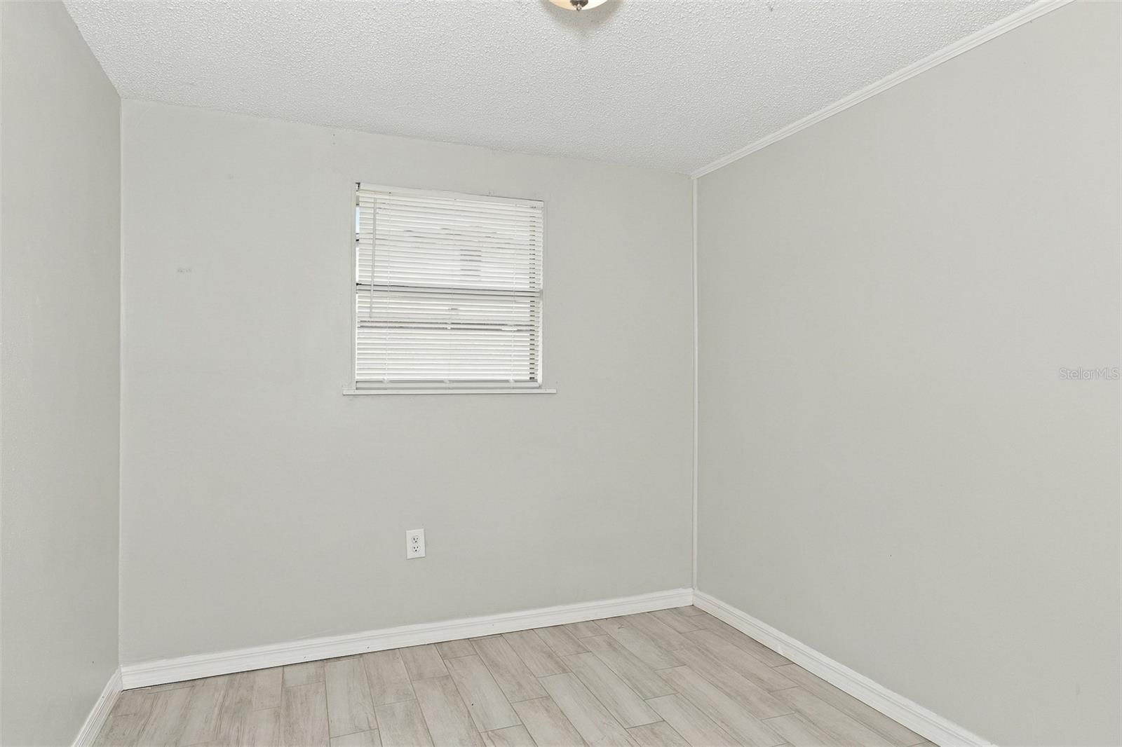 206 4th Jpv St Property Photo 9