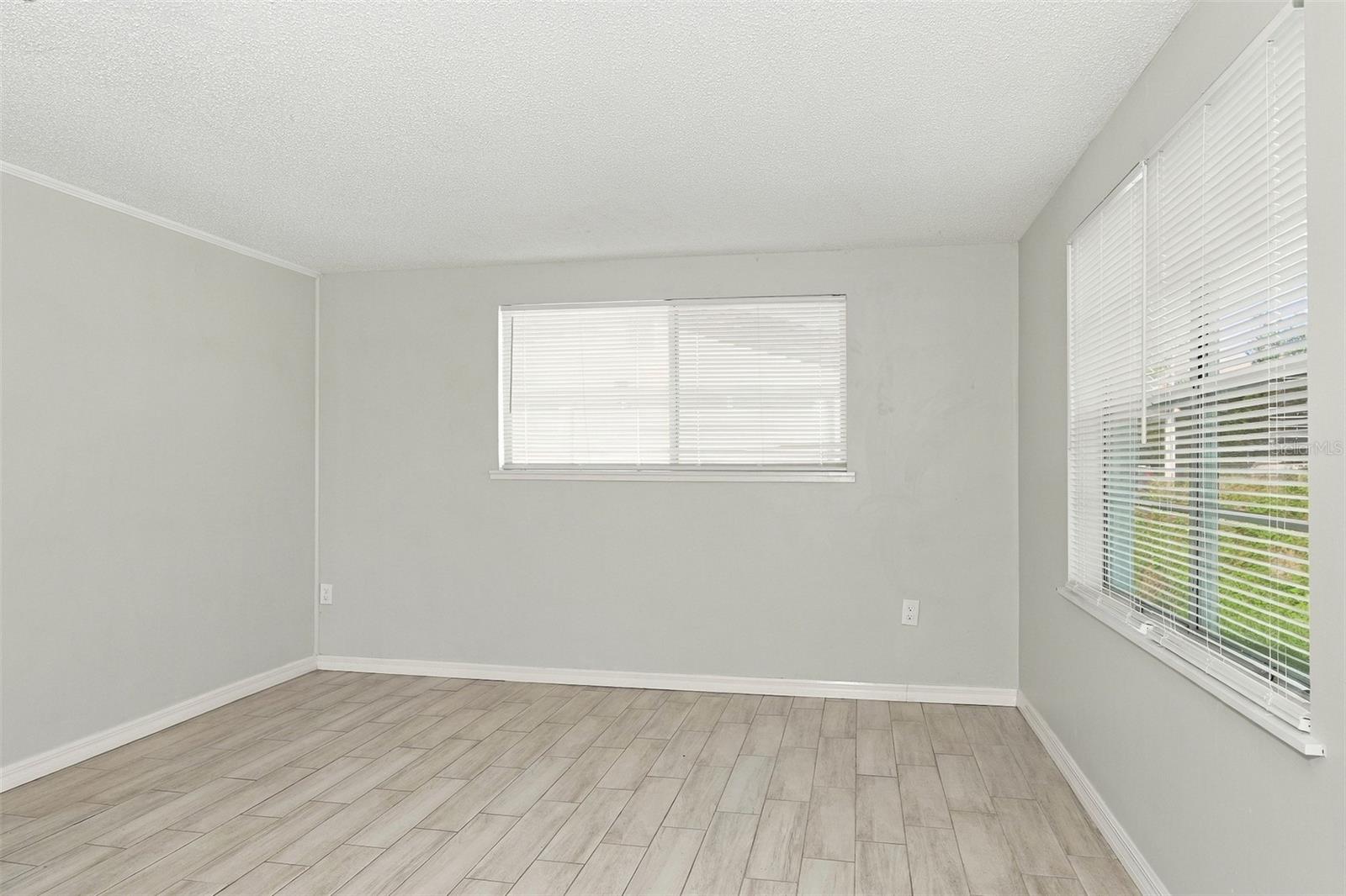 206 4th Jpv St Property Photo 12