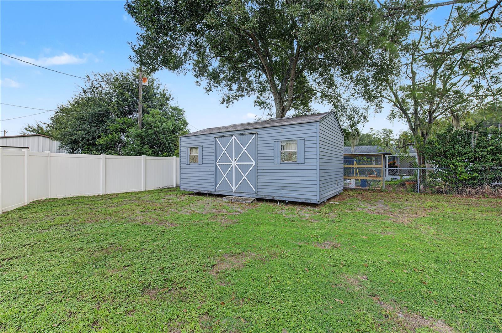 3106 Acacia St Property Photo 29