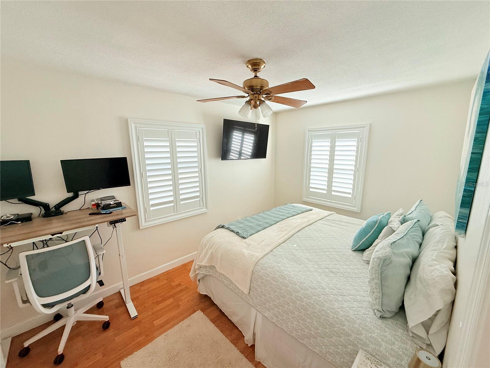1216 Sheridan Rd Property Photo 16