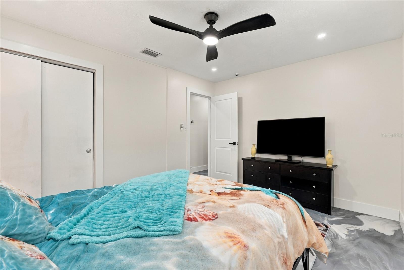 10259 Naranja St Property Photo 17