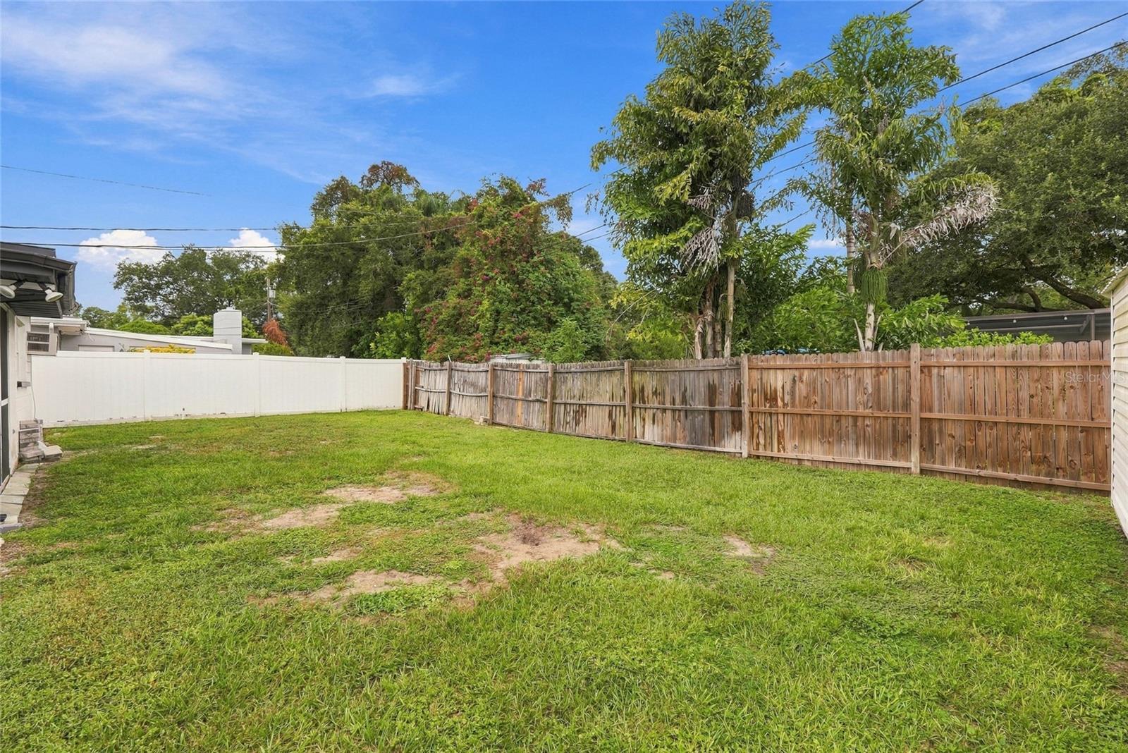 10259 Naranja St Property Photo 34