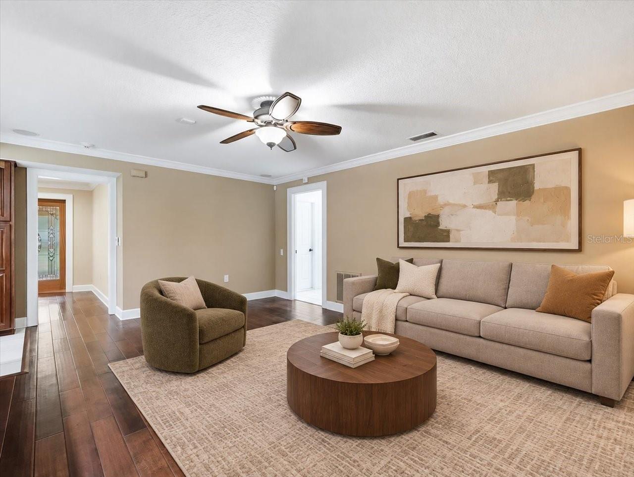 13903 Middle Park Dr Property Photo 10