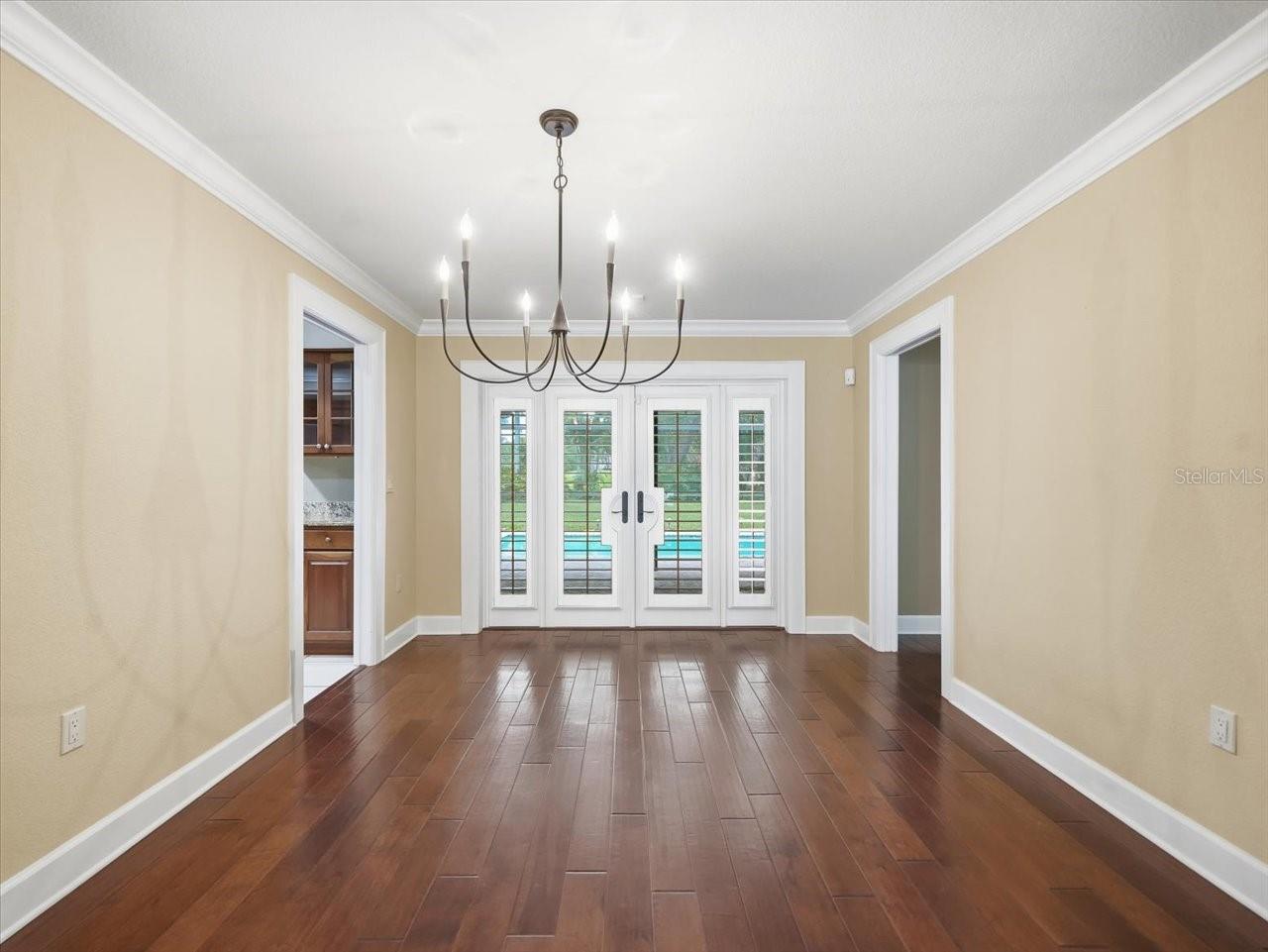 13903 Middle Park Dr Property Photo 19