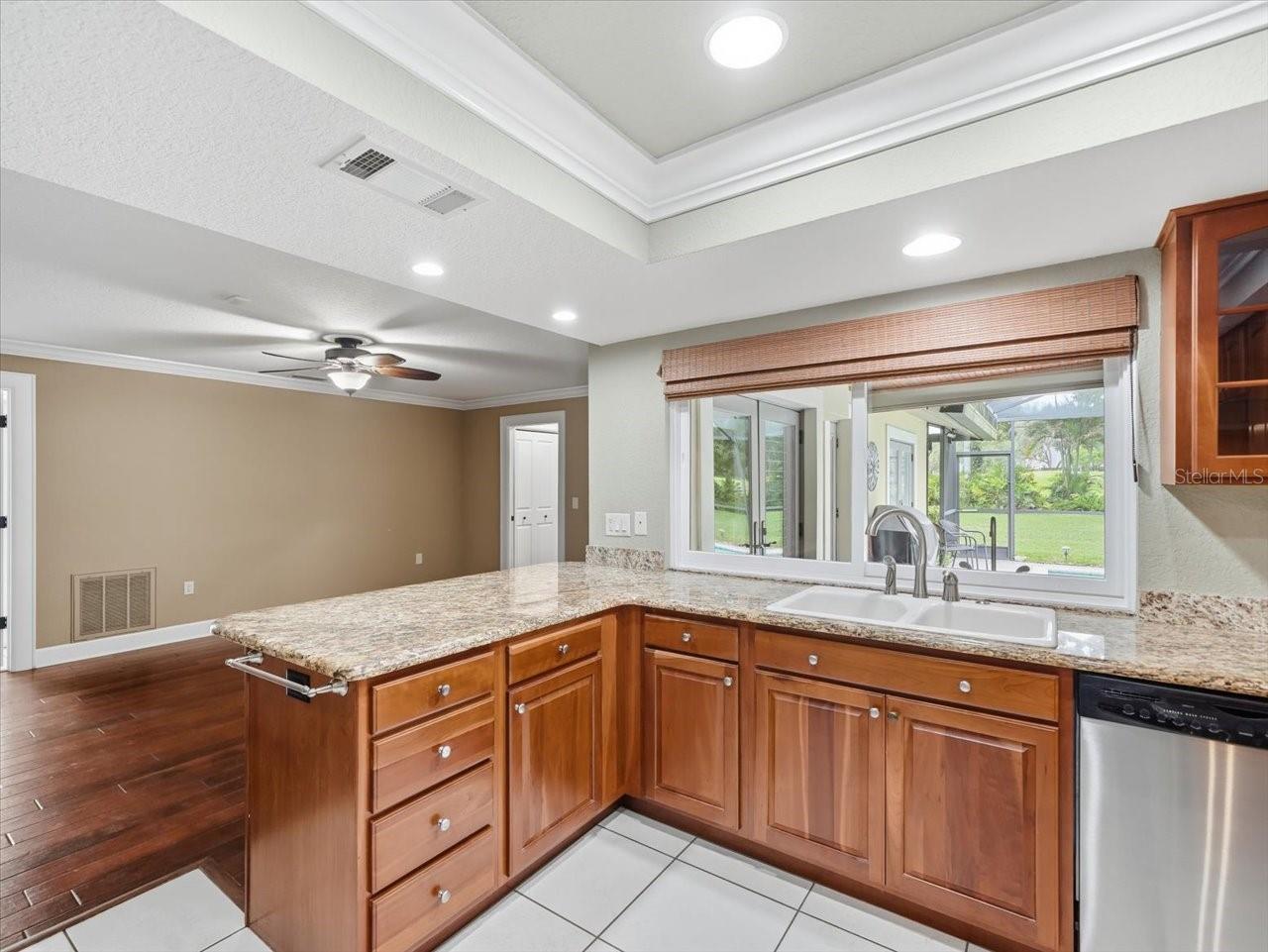 13903 Middle Park Dr Property Photo 25