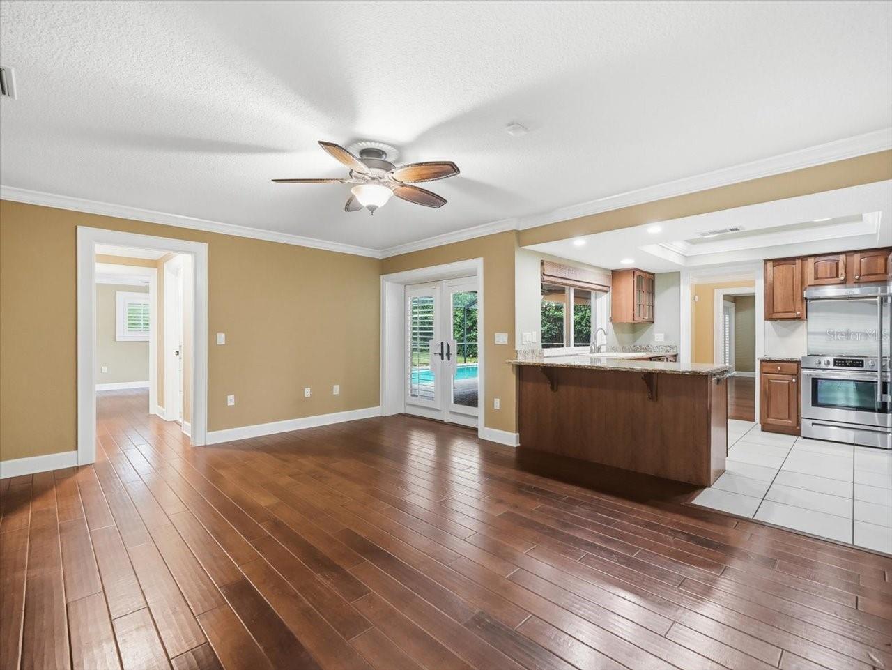 13903 Middle Park Dr Property Photo 27