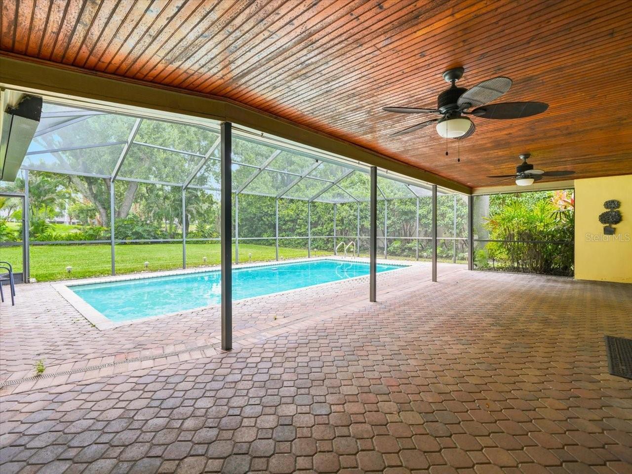 13903 Middle Park Dr Property Photo 45