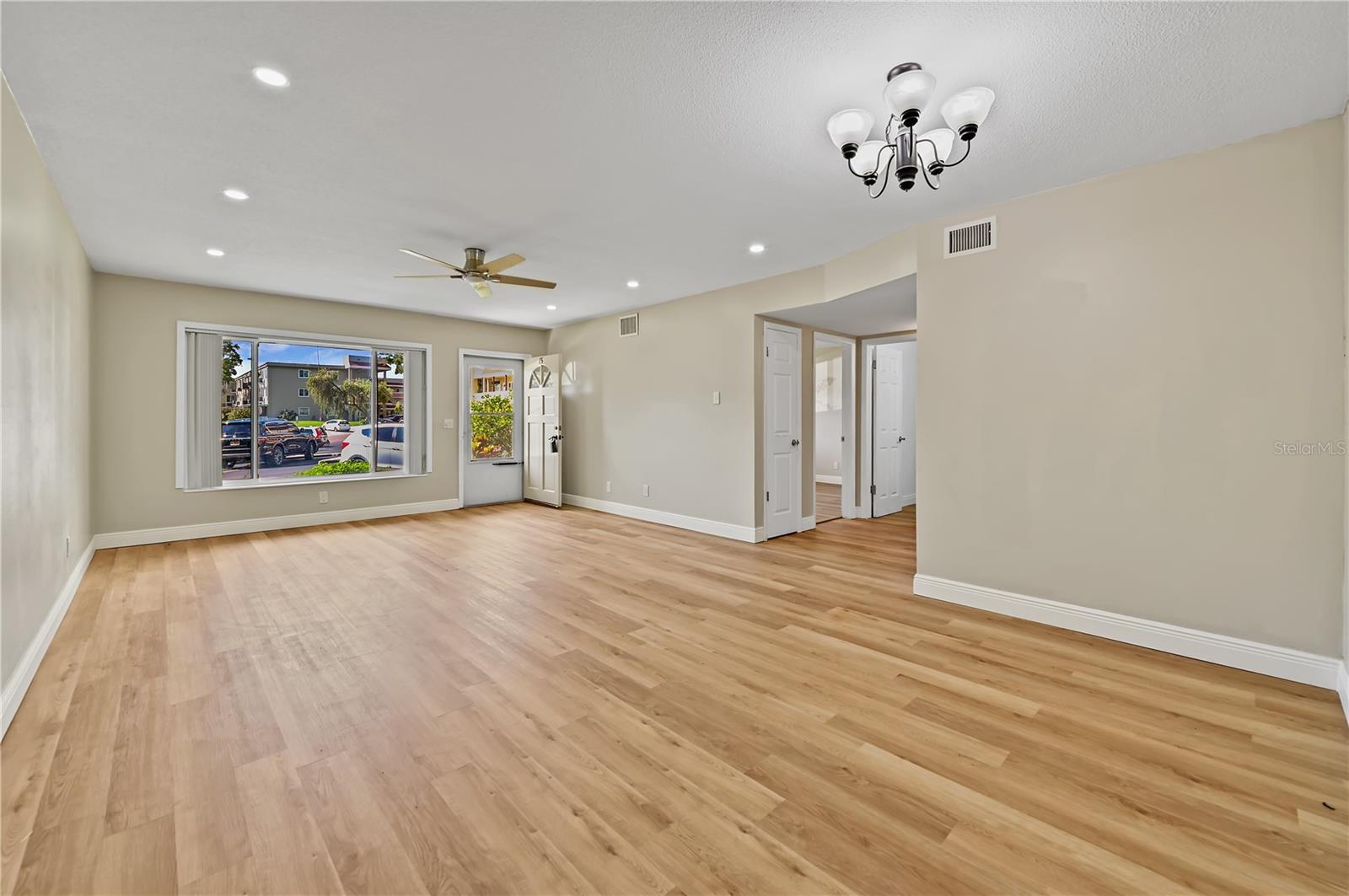 2041 Australia Way W #15 Property Photo 6