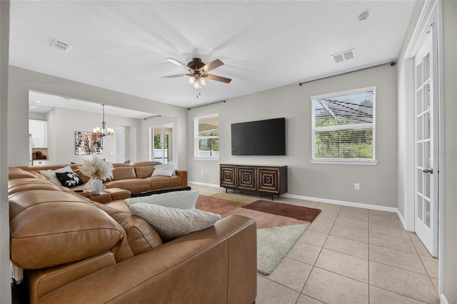 12211 Streambed Dr Property Photo 10