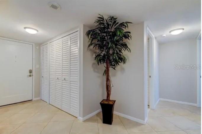 400 Island Way #708 Property Photo 13