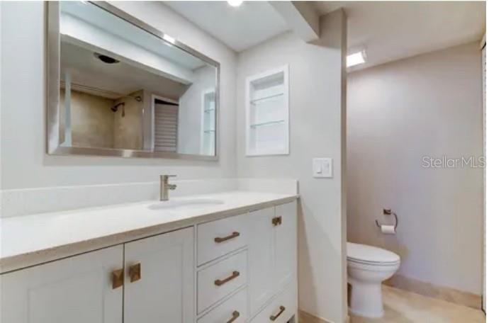 400 Island Way #708 Property Photo 17