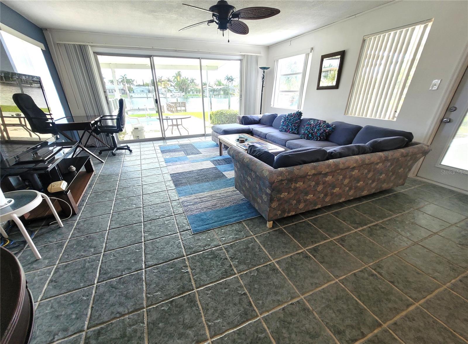 137 Midway Is Property Photo 13
