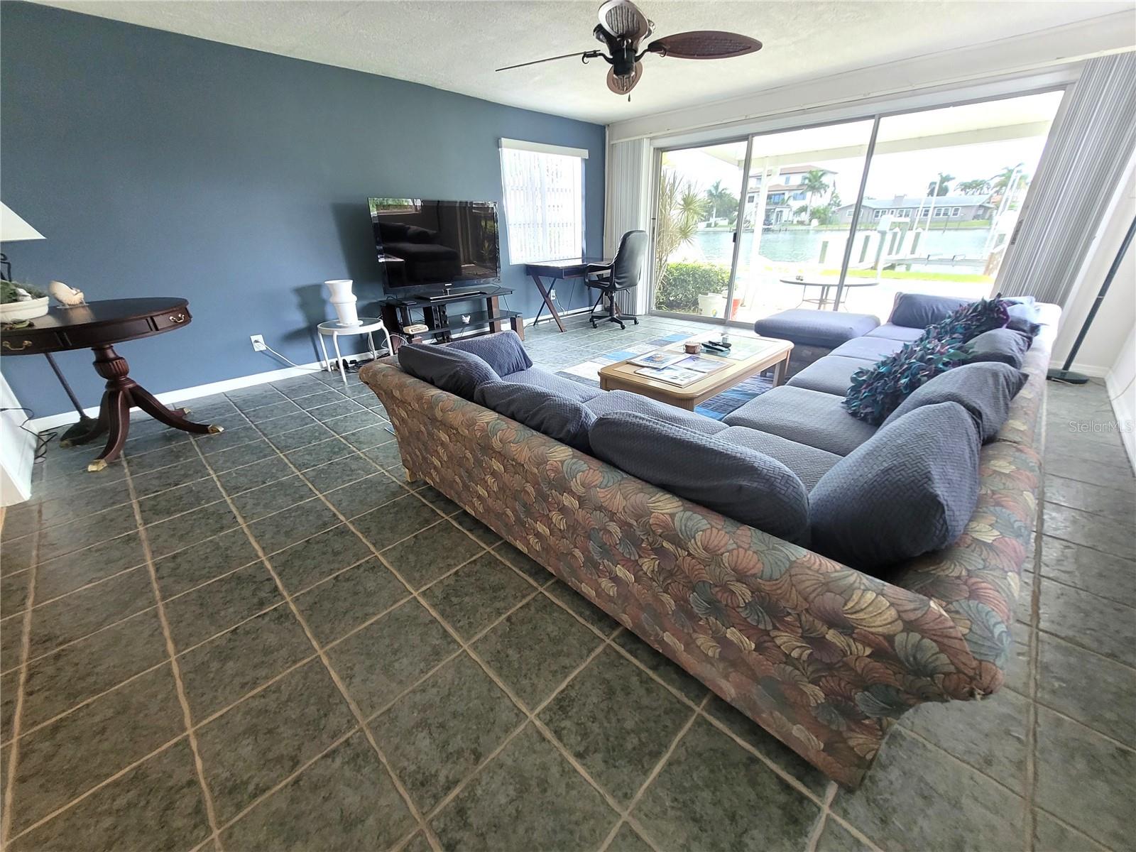 137 Midway Is Property Photo 14