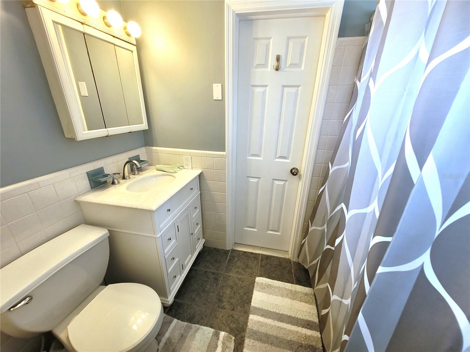 137 Midway Is Property Photo 15