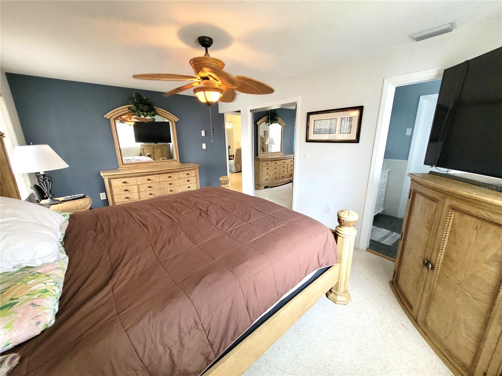 137 Midway Is Property Photo 24