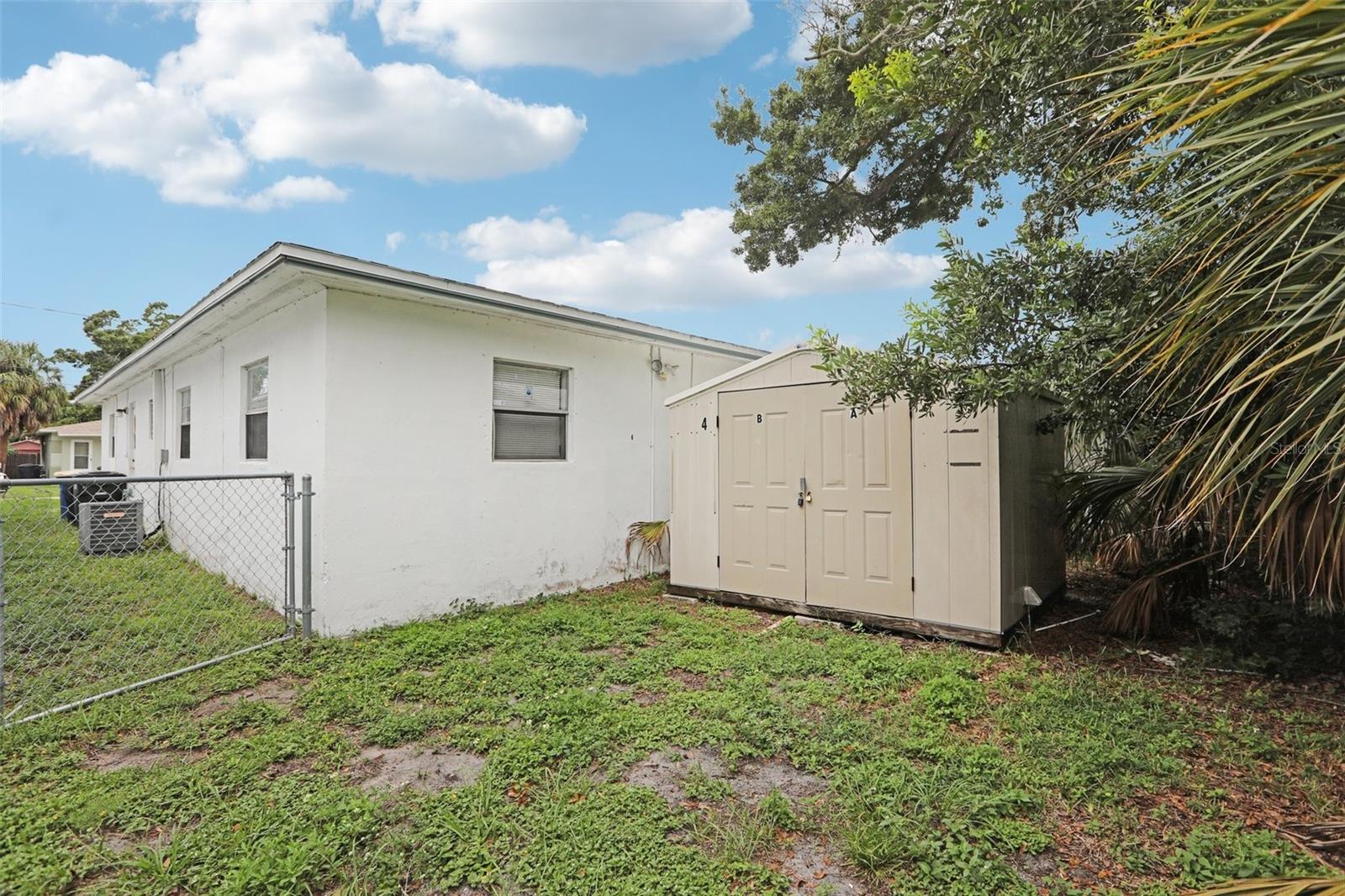 1407 Taft Ave Property Photo 15