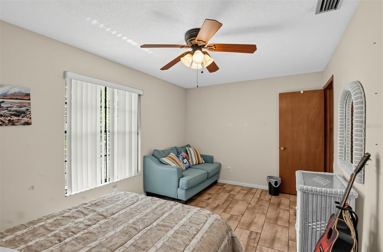 3 Bridget Ter Property Photo 22