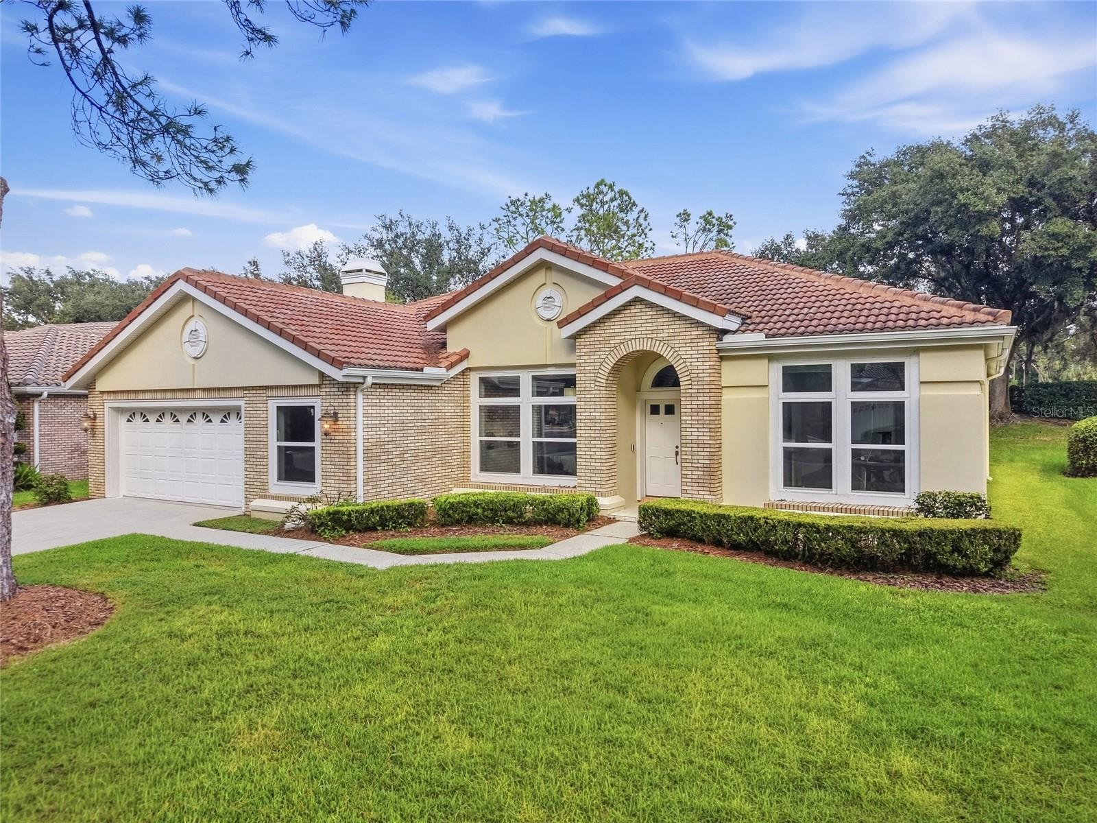 17911 Holly Brook Dr Property Photo 1