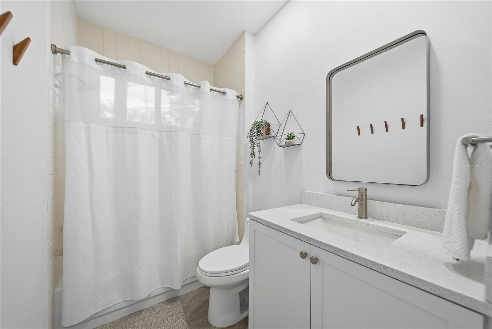 17911 Holly Brook Dr Property Photo 22