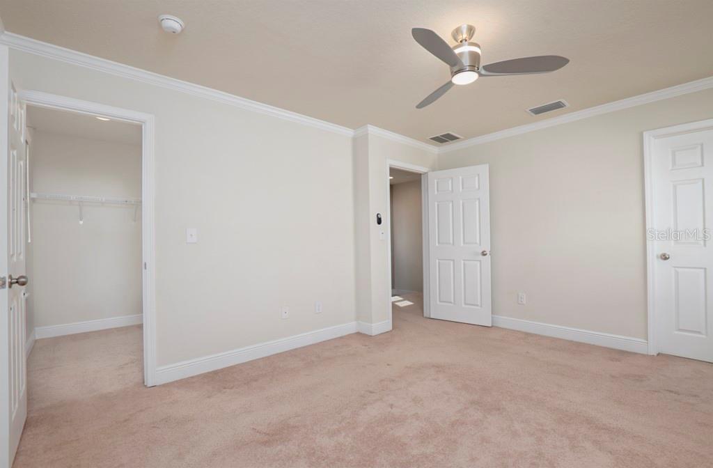8639 Turnstone Shore Ln Property Photo 16
