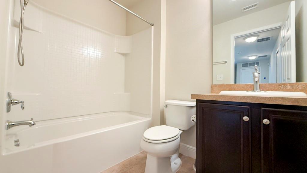 8639 Turnstone Shore Ln Property Photo 21