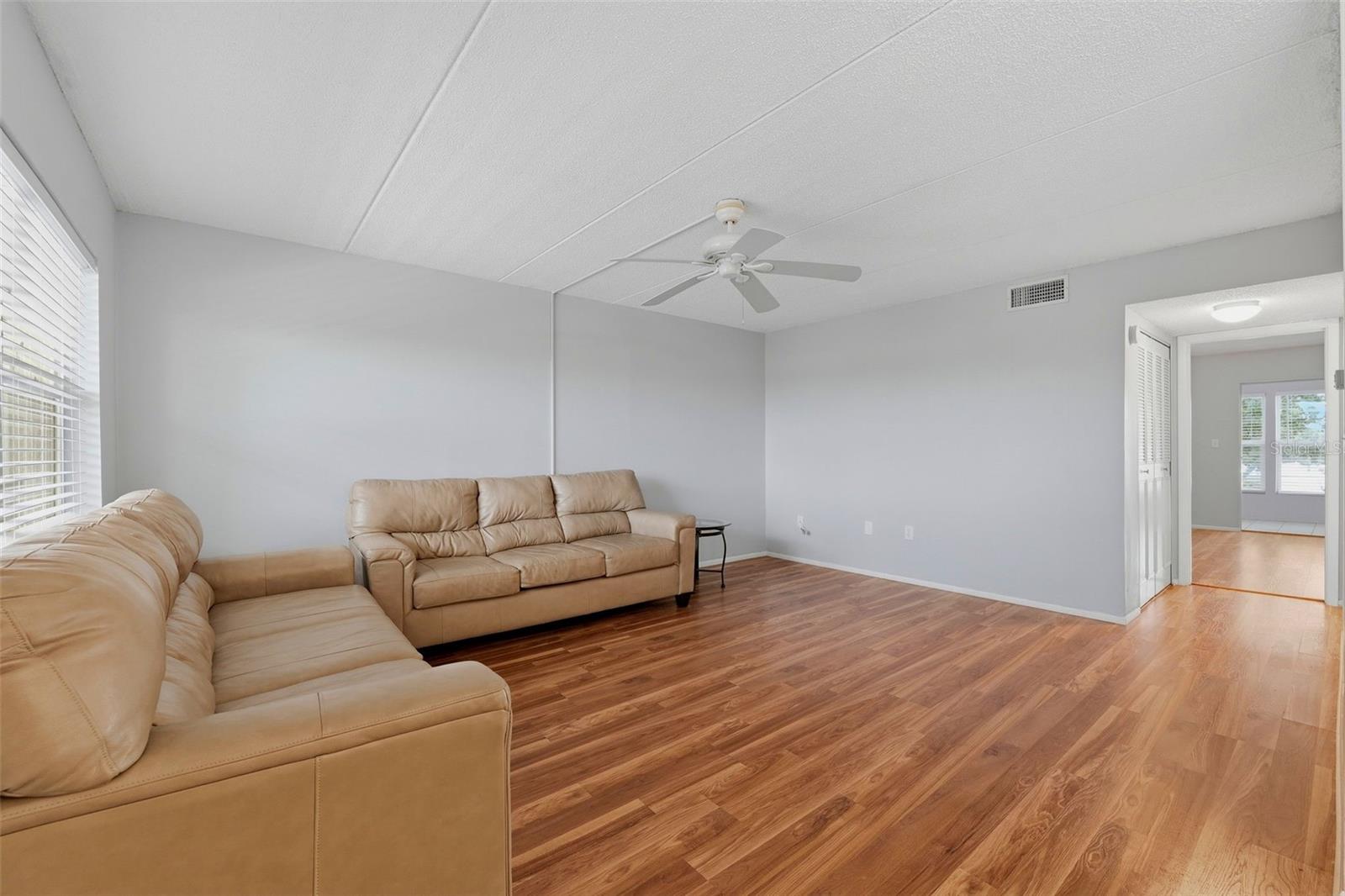 11620 Park Blvd #308 Property Photo 7