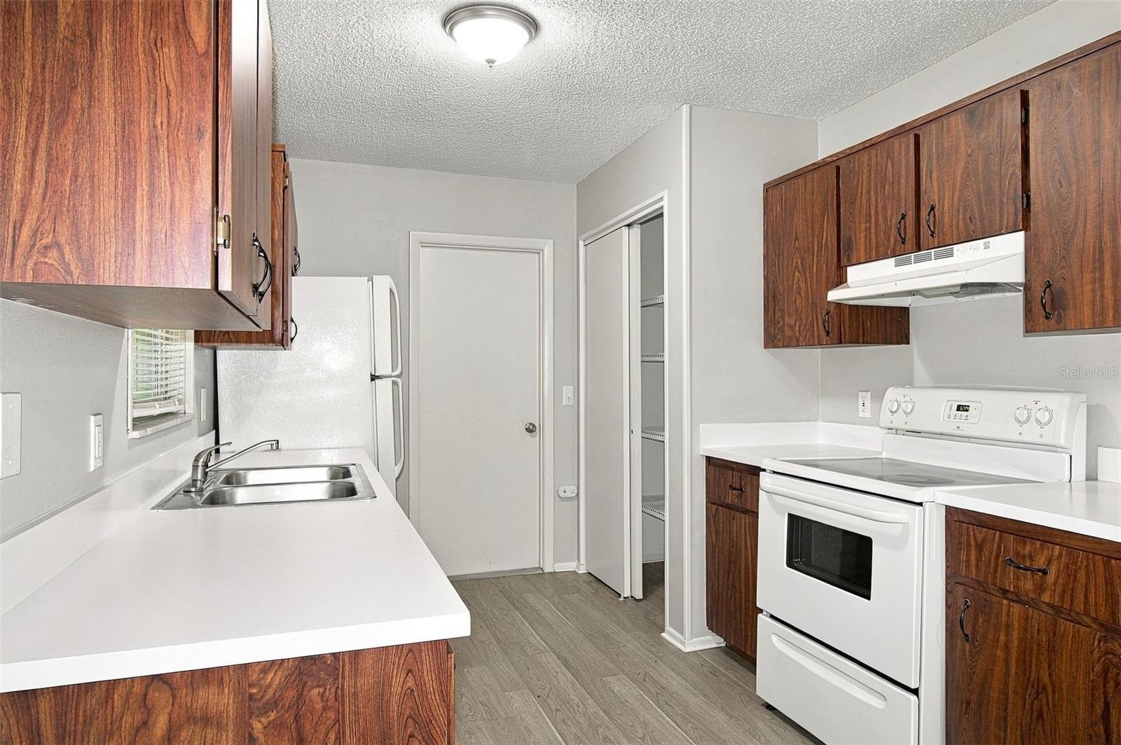13131 Siam Dr Property Photo 5