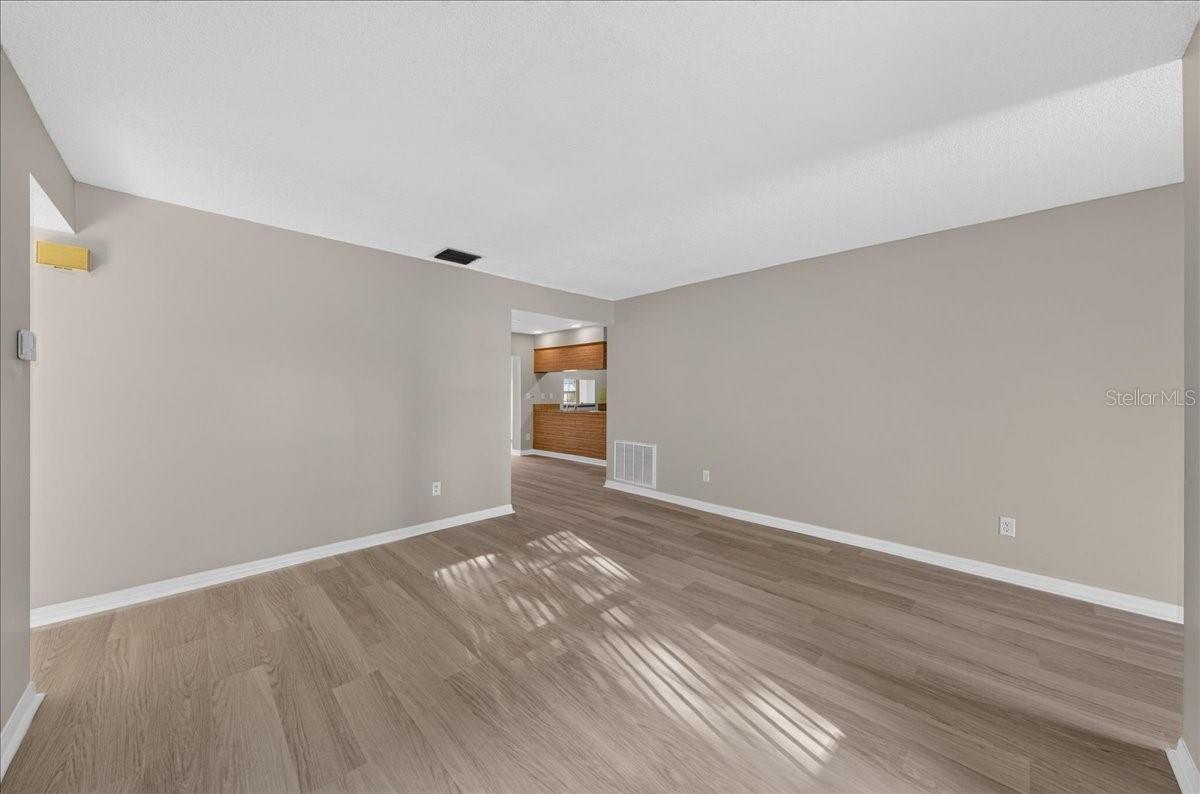 1330 Wildwood Ct Property Photo 7
