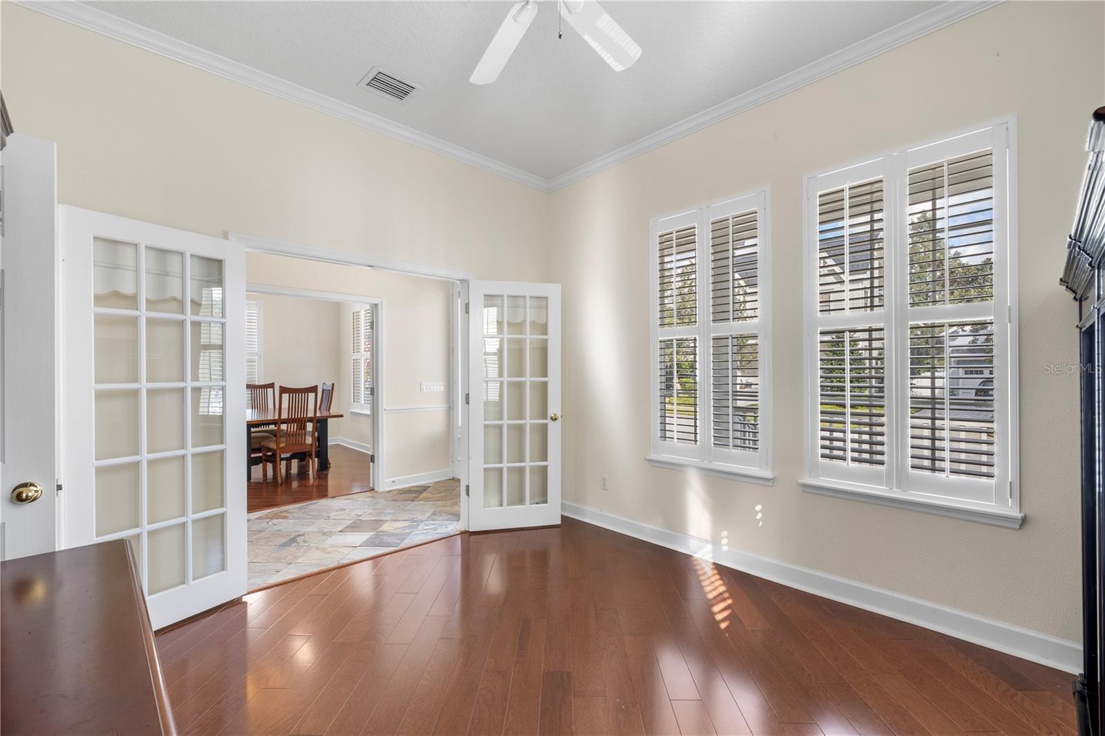 825 Spring Park Loop Property Photo 8
