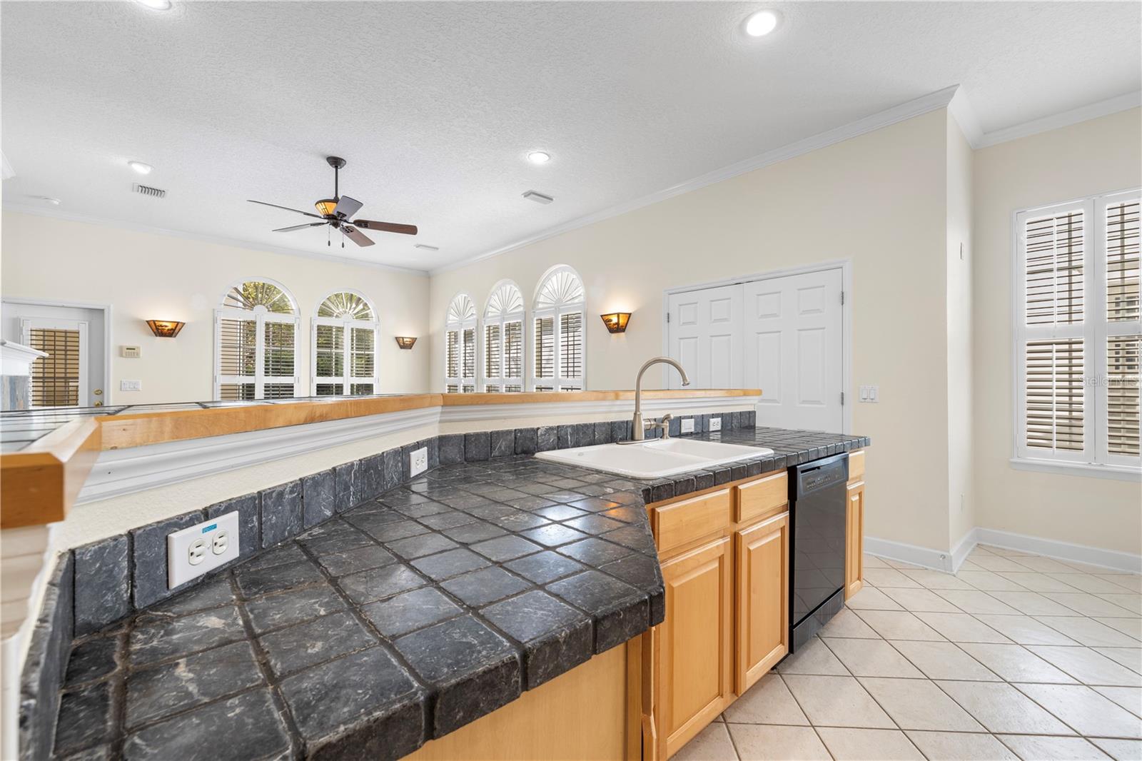 825 Spring Park Loop Property Photo 19