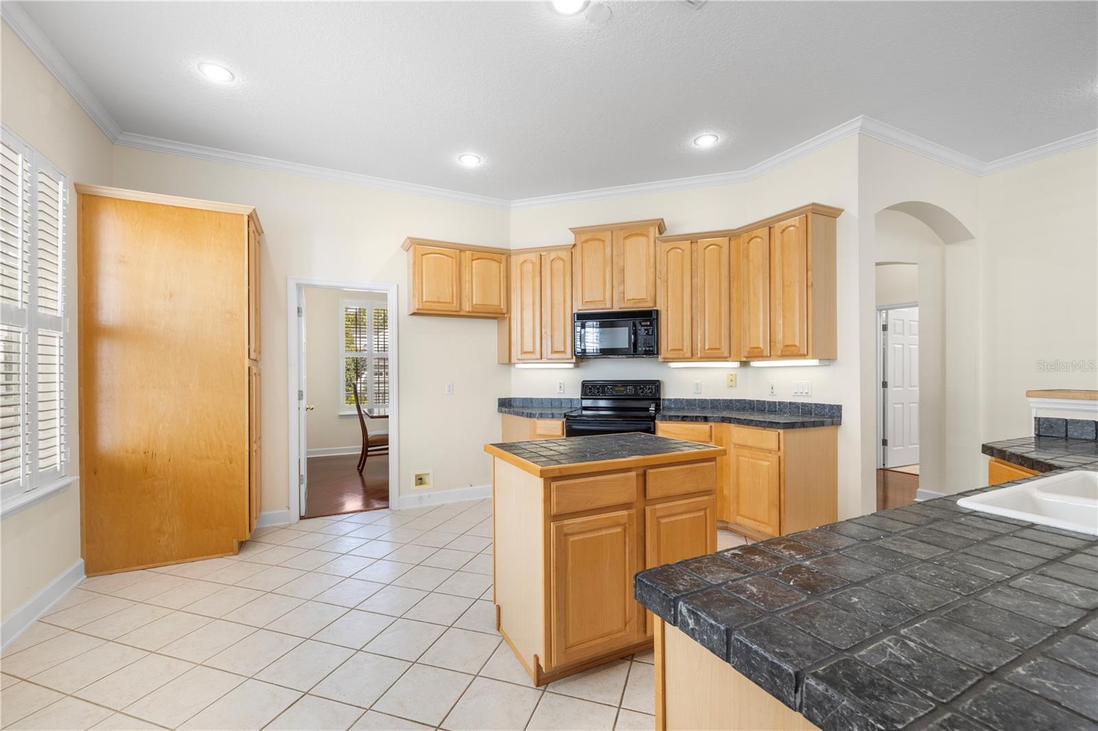 825 Spring Park Loop Property Photo 27