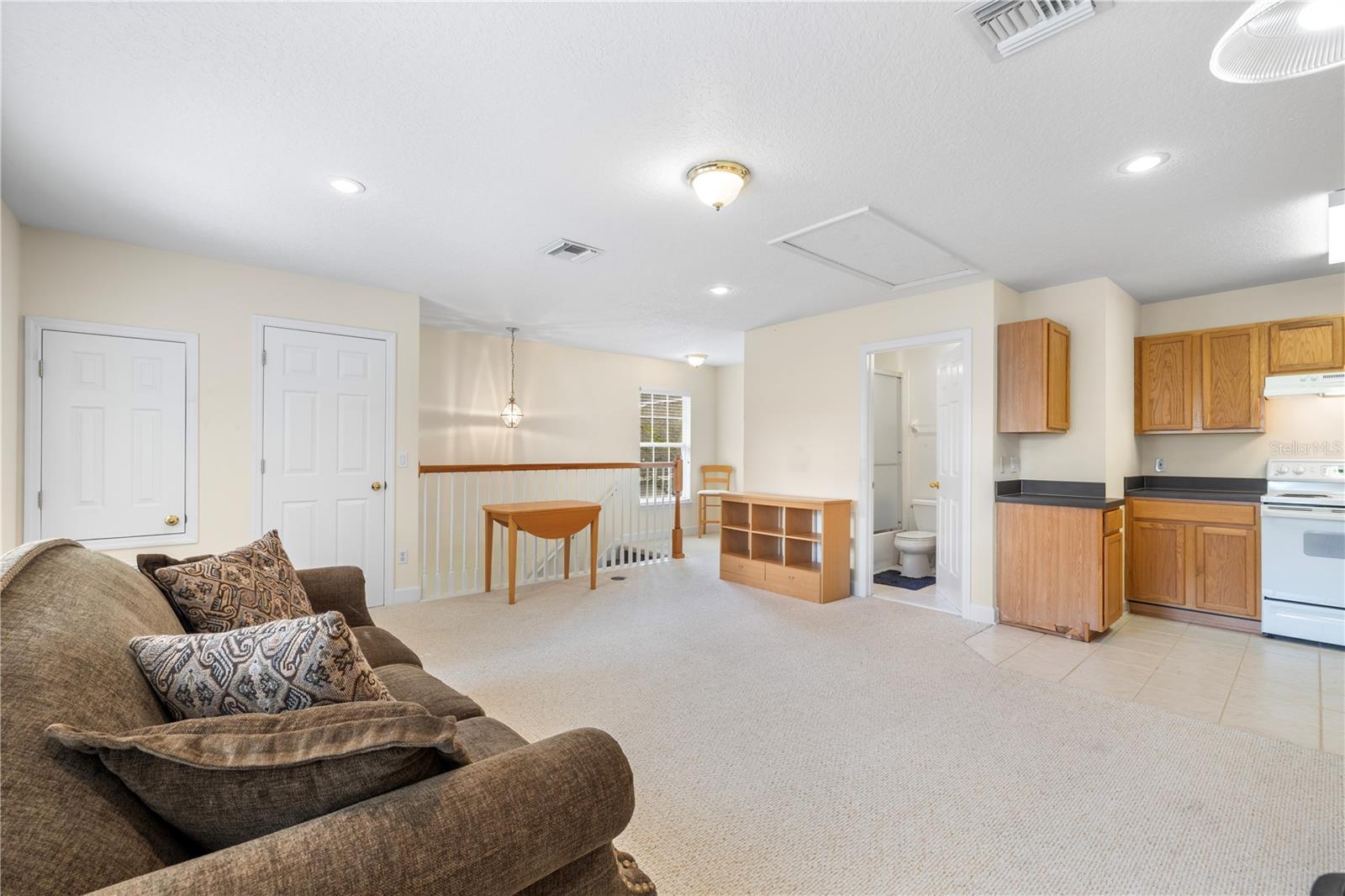 825 Spring Park Loop Property Photo 49