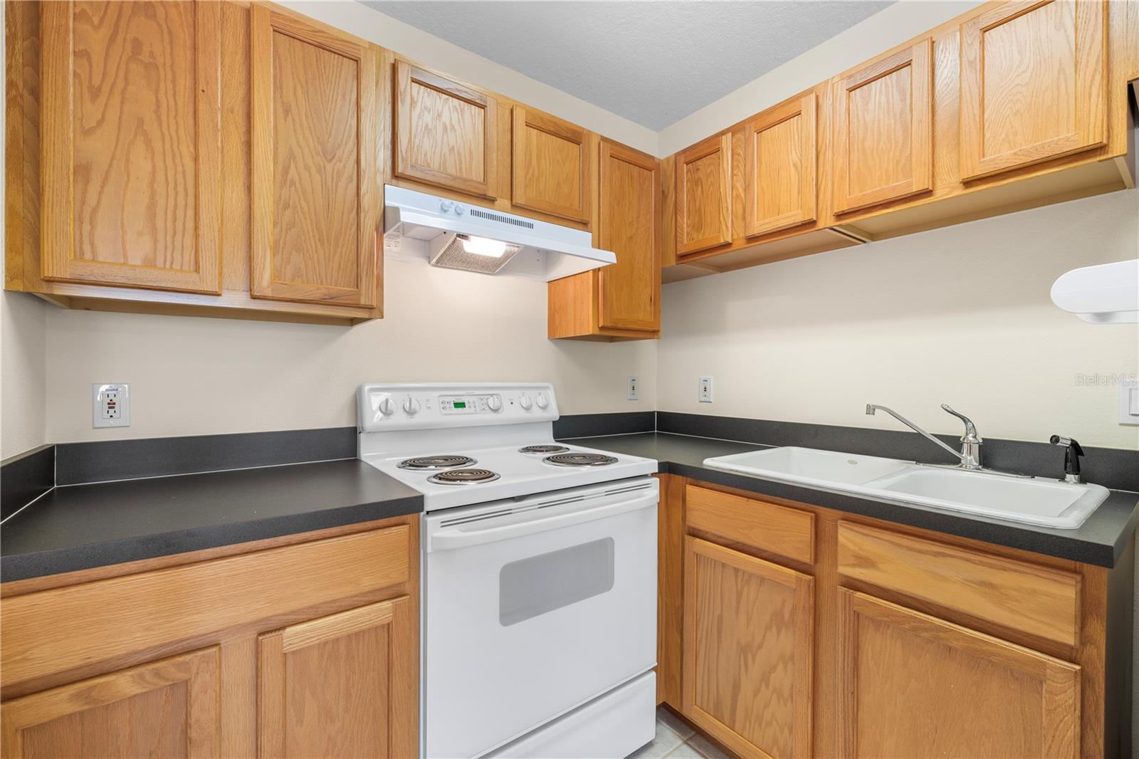 825 Spring Park Loop Property Photo 51