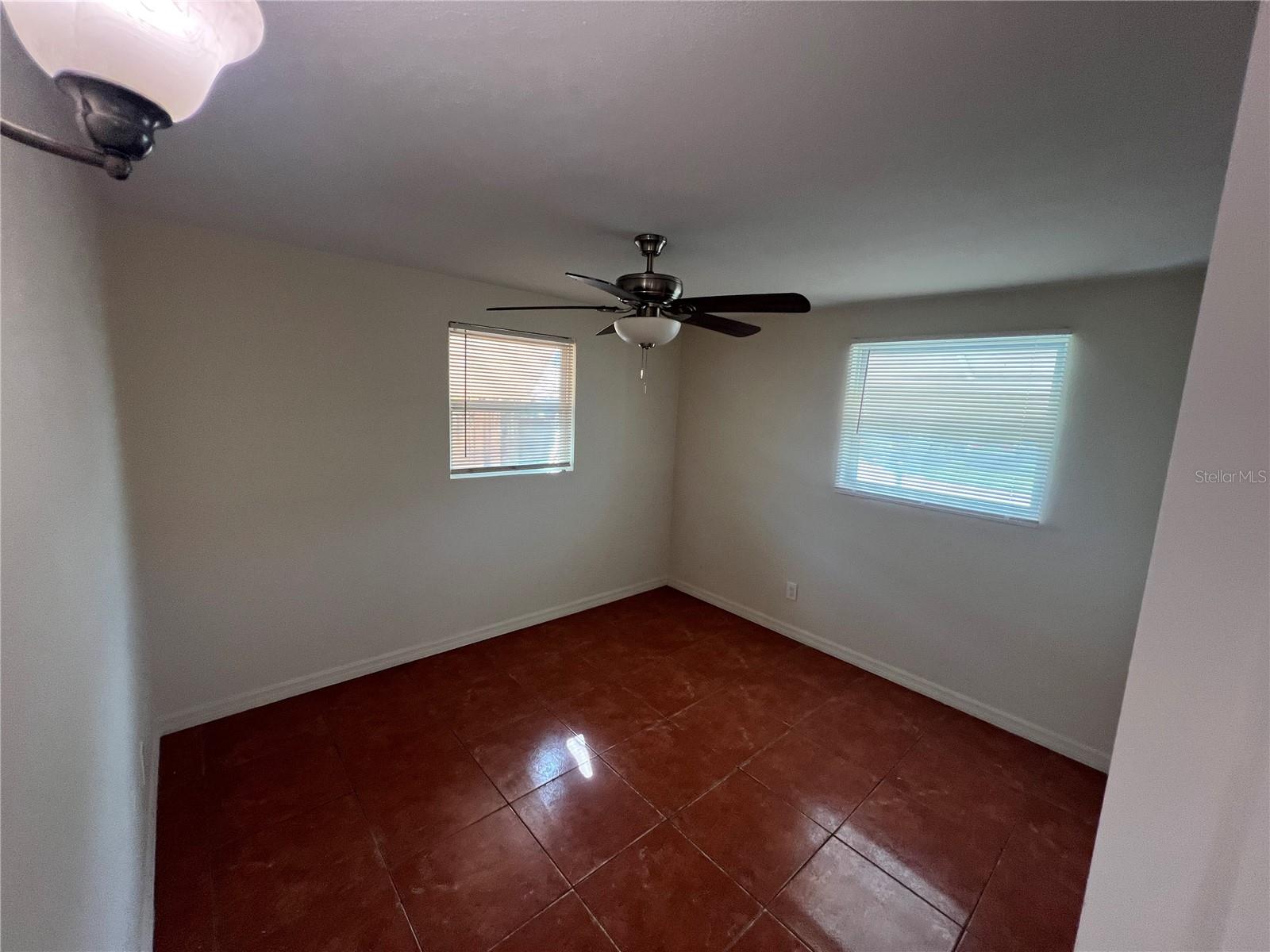 10435 114th Ter N Property Photo 5